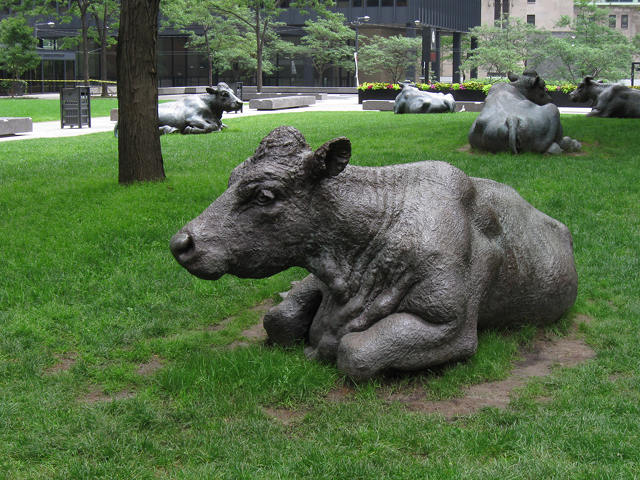 cow_sculpture